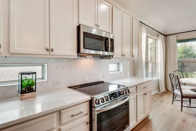 11701 Parade Dr, House other with 4 bedrooms, 4 bathrooms and null parking in Frisco TX | Image 11