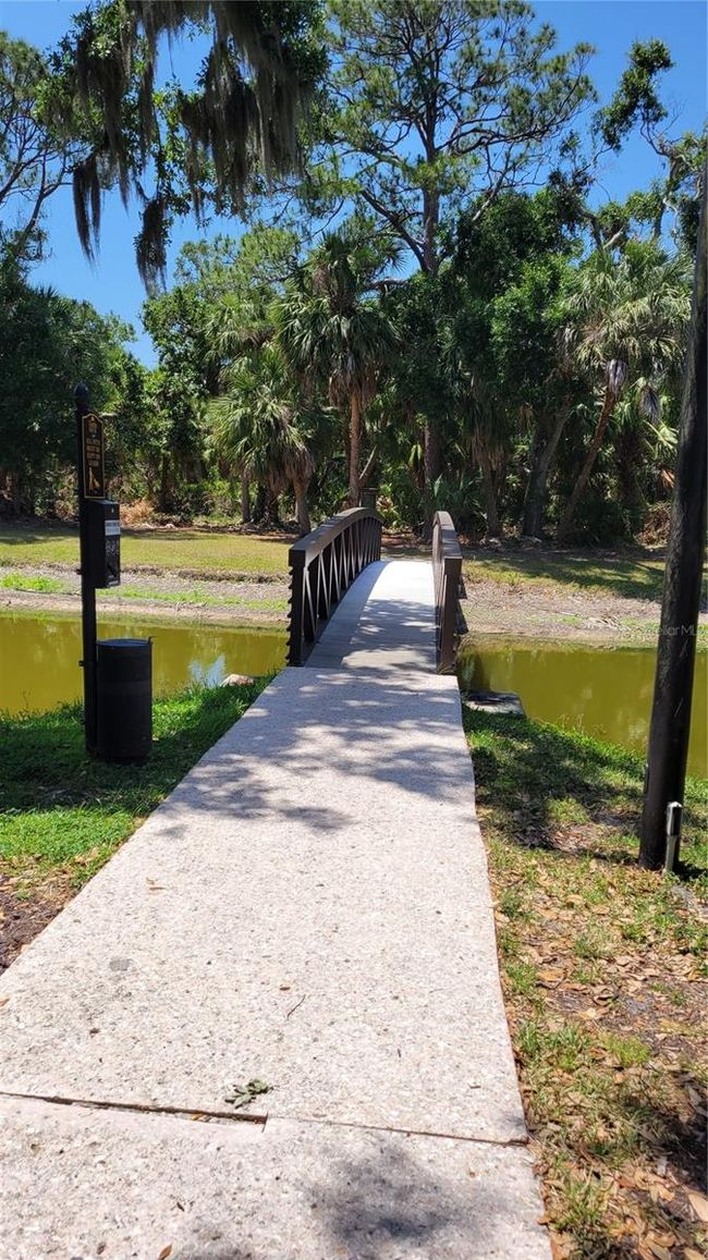 5050 Hanging Moss Ln, House other with 3 bedrooms, 3 bathrooms and null parking in SARASOTA FL | Image 39