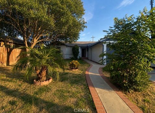 18932 Wyandotte St, Reseda, CA, 91335 | Card Image