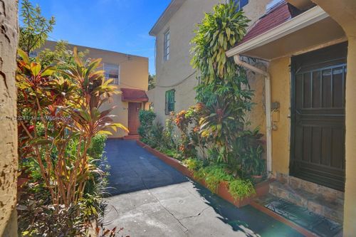 2-3660 Nw 20th Ave, Miami, FL, 33142-5480 | Card Image