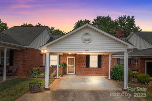19973 Oak Leaf Cir, Cornelius, NC, 28031-9632 | Card Image