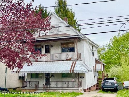 116 Dunmore St, Throop, PA, 18512-1419 | Card Image