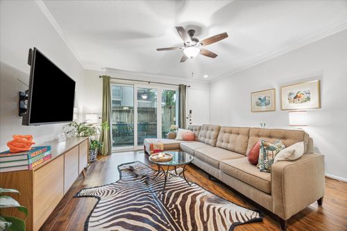 apt-297-2100 Tanglewilde St, Houston, TX, 77063-1212 | Card Image