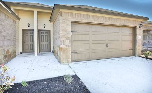 b-189 Joanne Loop, Buda, TX, 78610-3893 | Card Image