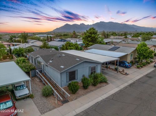 1728 W Coralbrooke Dr, Tucson, AZ, 85705-7104 | Card Image