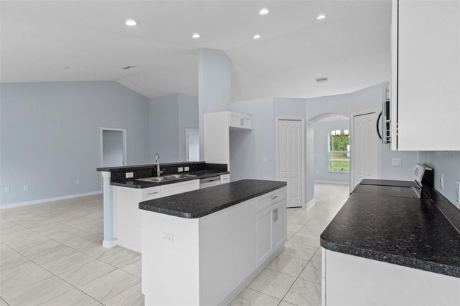 12493 Downy Woodpecker Rd, House other with 3 bedrooms, 2 bathrooms and null parking in WEEKI WACHEE FL | Image 16