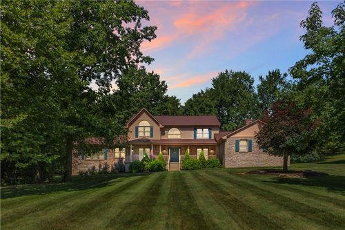 203 Royal Doulton Ct, Gibsonia, PA, 15044-9797 | Card Image