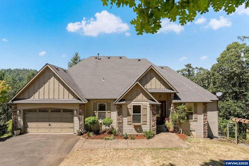 7175 Nw Oak Creek Dr, Corvallis, OR, 97330-2754 | Card Image