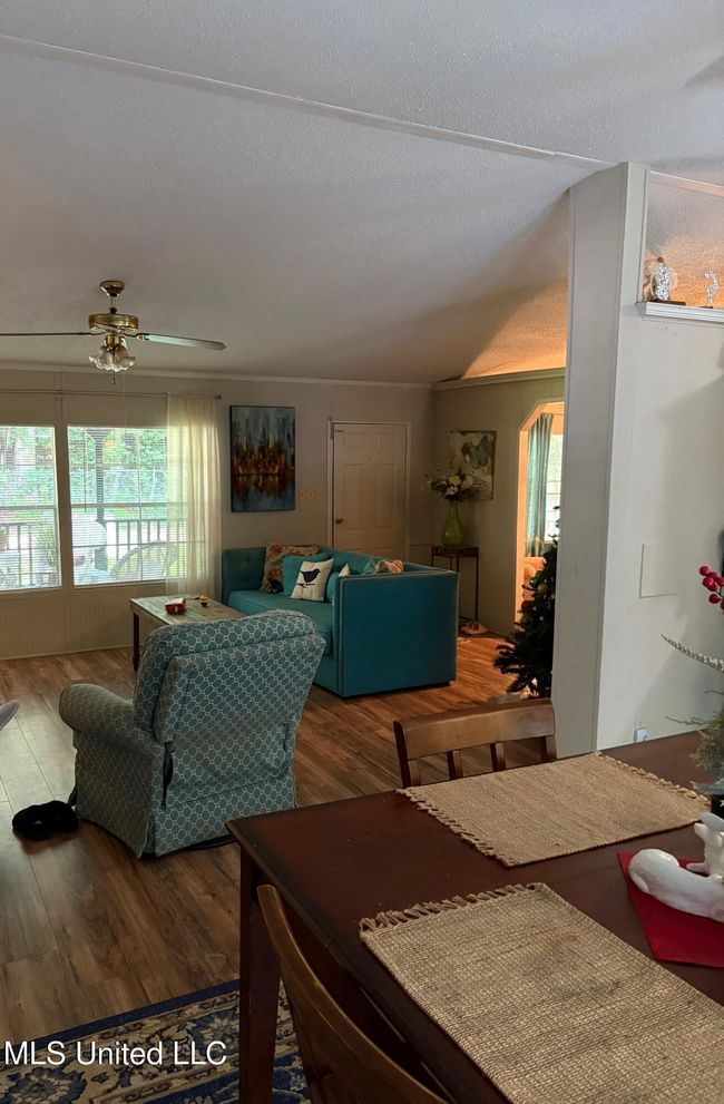 35 Newman 8 | Image 8