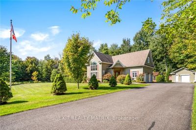 701 Fox Run Rd, House other with 3 bedrooms, 3 bathrooms and 10 parking in Hawkesbury ON | Image 1