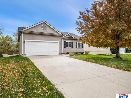 10707 Winding River Dr, Bellevue, NE, 68123-4451 | Card Image