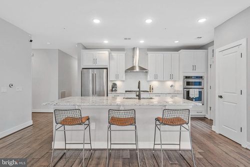 apt-208-11200 Reston Station Blvd, RESTON, VA, 20190-5454 | Card Image