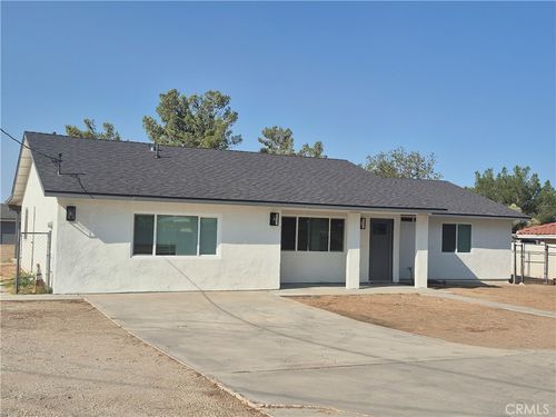 14804 Live Oak St, Hesperia, CA, 92345-2957 | Card Image
