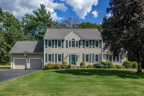39 Shepherd St, Foxboro, MA, 02035-3116 | Card Image