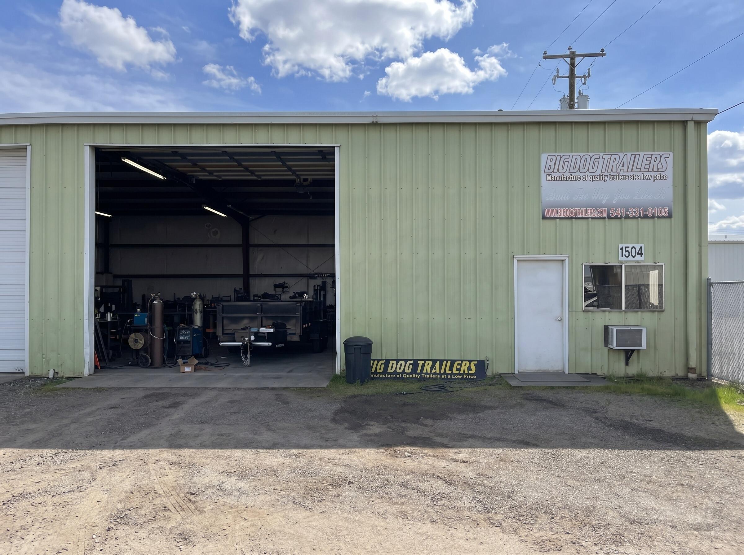 Commercial Lease in White City 2