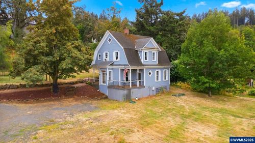 370 C St, Scotts Mills, OR, 97375-7021 | Card Image
