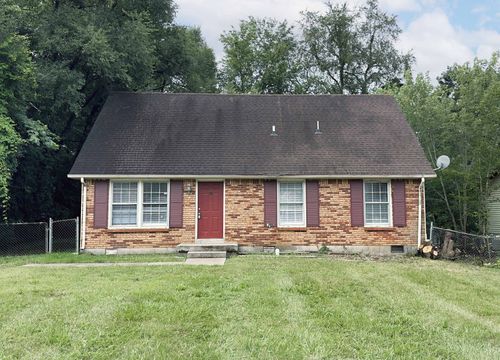 385 Louise Ln, Clarksville, TN, 37042-6138 | Card Image