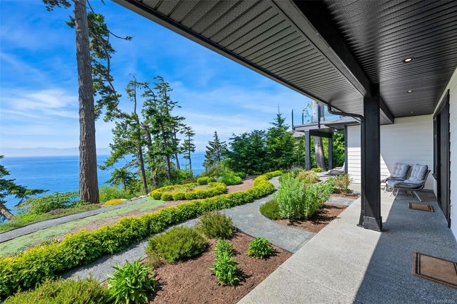 View of yard featuring a water view | Image 30