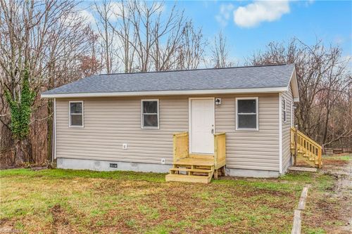 2043 Bishop Rd, Greensboro, NC, 27406-9513 | Card Image