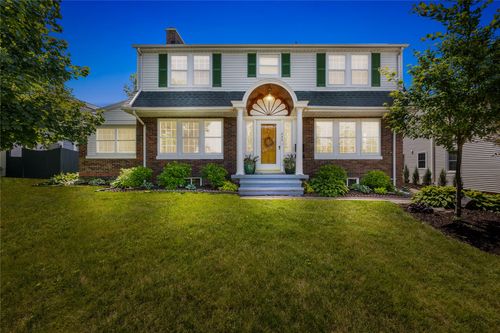 245 23rd Street Drive Se, Cedar Rapids, IA, 52403 | Card Image