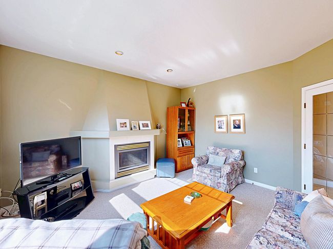 9 Hett Creek Dr, House other with 5 bedrooms, 4 bathrooms and 4 parking in Port Moody BC | Image 17