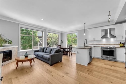 71-19525 73 Ave, Surrey, BC, V4N6L7 | Card Image