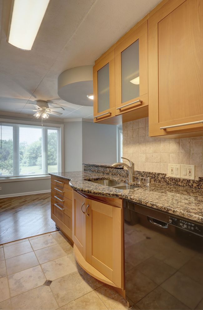 UNIT-222 - 1 Renaissance Pl, Condo with 2 bedrooms, 2 bathrooms and 2 parking in Palatine IL | Image 8
