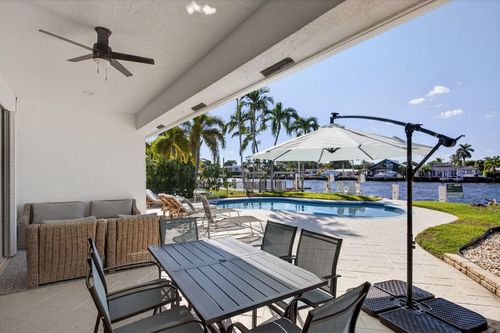 513 S Riverside Dr, Pompano Beach, FL, 33062-5530 | Card Image