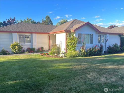 512 W Summer Breeze Ln, Sequim, WA, 98382-3705 | Card Image