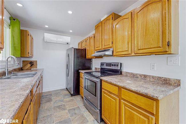 54 Homewood Ave, House other with 3 bedrooms, 1 bathrooms and 2 parking in Wasaga Beach ON | Image 14