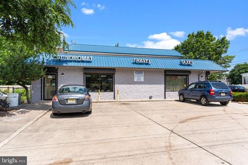 3069 River Rd, Camden, NJ, 08105-4133 | Card Image