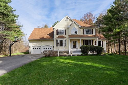 12 Alder Way, Lunenburg, MA, 01462-1495 | Card Image