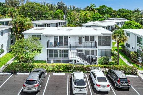 13d-1045 Se 15th St, Fort Lauderdale, FL, 33316-2180 | Card Image