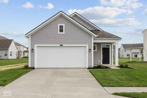 5138 Modernist Blvd, Indianapolis, IN, 46237-0015 | Card Image