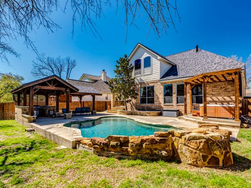 201 Abbott Dr, Austin, TX, 78737-4535 | Card Image