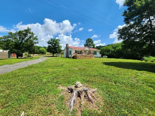 785 Woodmore Hollow Ln, Hartsville, TN, 37074-3021 | Card Image