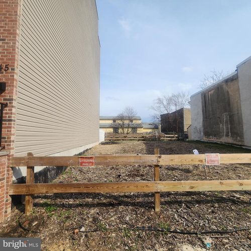 1943 N Van Pelt St, Philadelphia, PA, 19121-2115 | Card Image