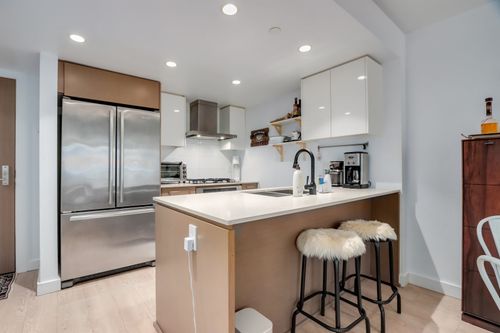 207-1618 Quebec St, Vancouver, BC, V6A0C5 | Card Image