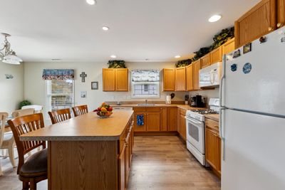 A - 212 E Baker Avenue, Condo with 4 bedrooms, 2 bathrooms and 1 parking in Wildwood NJ | Image 3