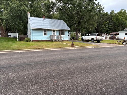 825 E Washington St, Durand, WI, 54736-1343 | Card Image