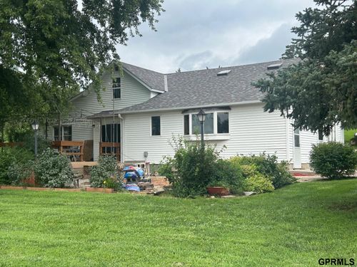 320 County Road C, Dodge, NE, 68633-4200 | Card Image