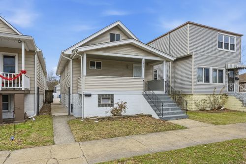 2406 Birch Ave, Whiting, IN, 46394-2137 | Card Image