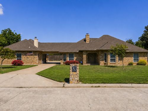 813 Shady Creek Dr, Kennedale, TX, 76060-5442 | Card Image