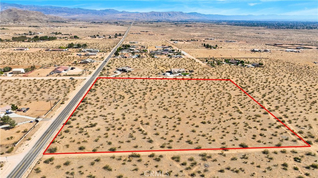 Land in Apple Valley