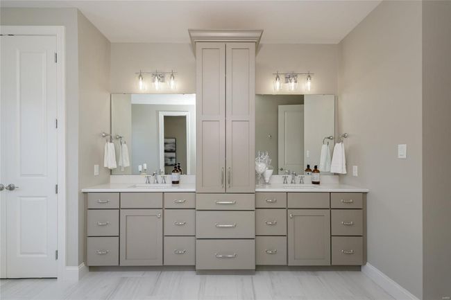 Photo representation of a similar home. Some features shown may be optional. | Image 12