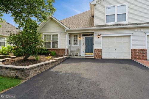 15 Lady Slipper Ln, LANGHORNE, PA, 19047-3420 | Card Image