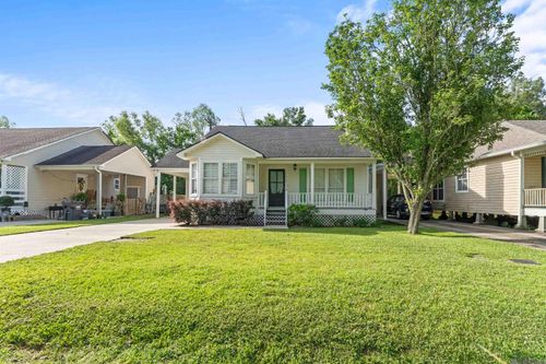 25400 Homestead Dr, Denham Springs, LA, 70726-6344 | Card Image