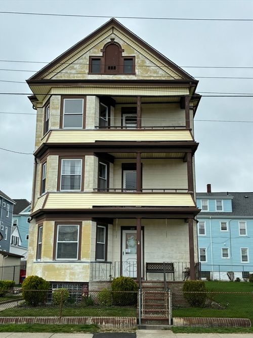 373 Bolton St, New Bedford, MA, 02740-2002 | Card Image
