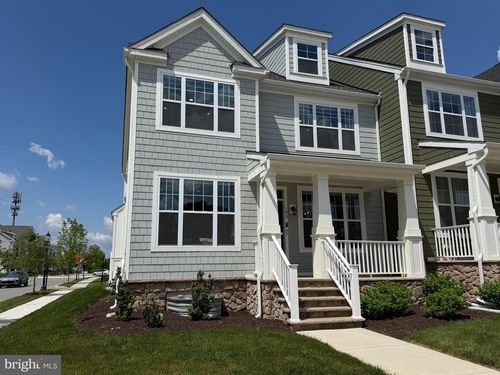 100 Lotus Ln, MALVERN, PA, 19355-2900 | Card Image