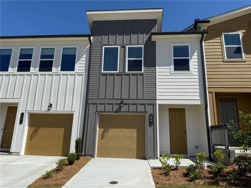 1694 Gunnin Trce Nw, Atlanta, GA, 30318-1210 | Card Image